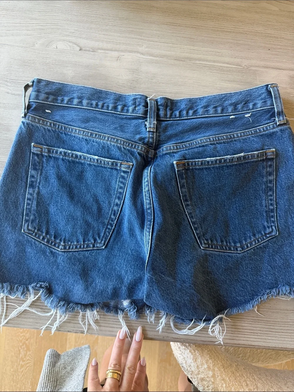 Agolde Parker long shorts